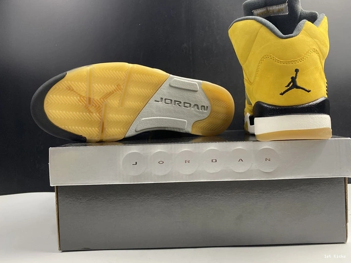 Jordan Tokyo Air   454783-701 0521